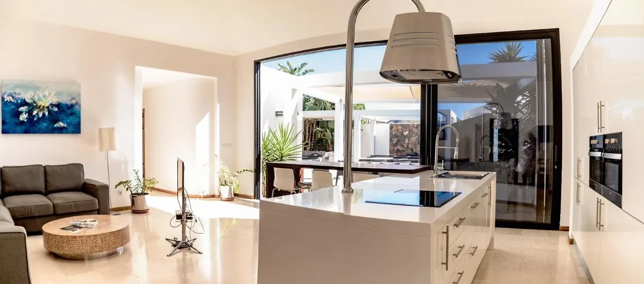 Casa Paloma With Heated Pool In El Roque Villa Cotillo